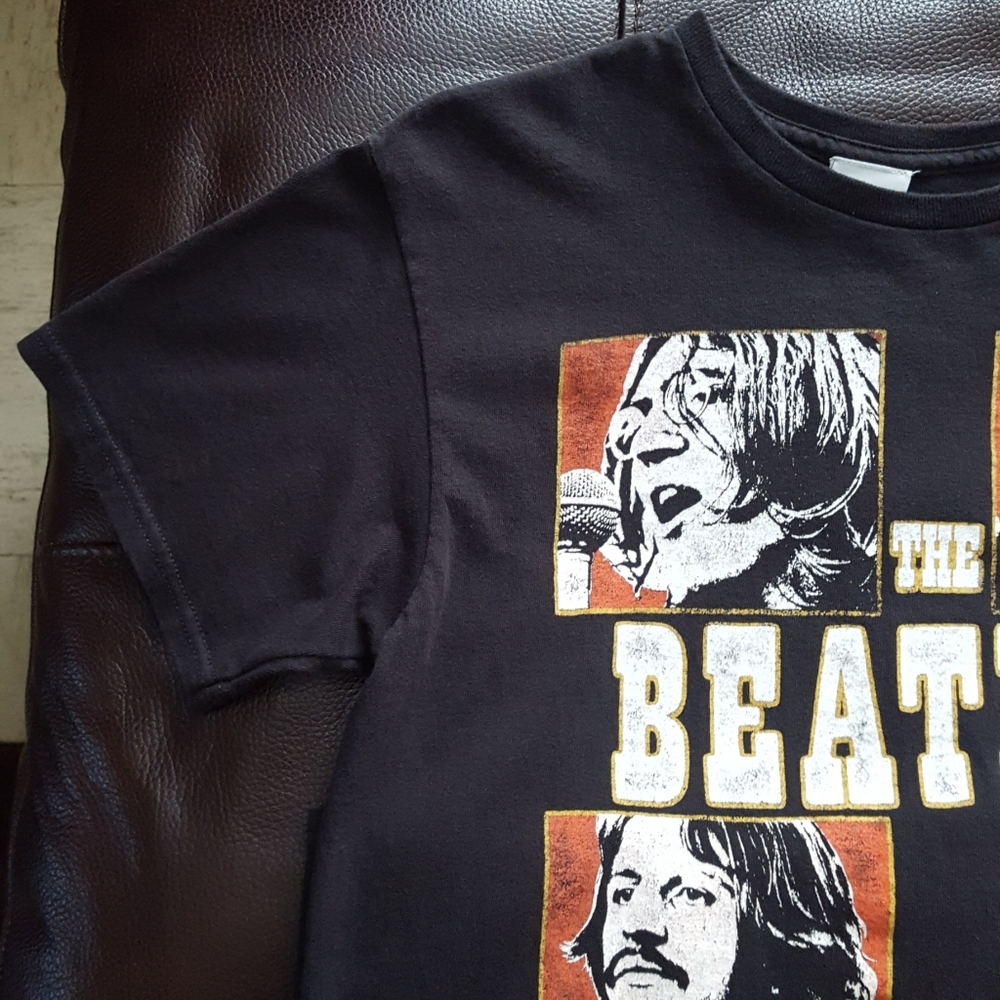 The Beatles Retro Graphic Band Tee - Picture 5 of 7